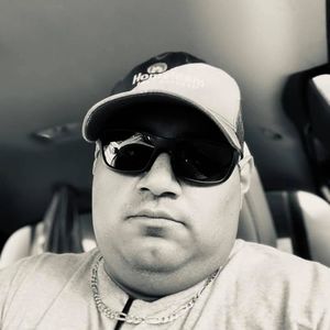 Meet your Posher, Jonathan